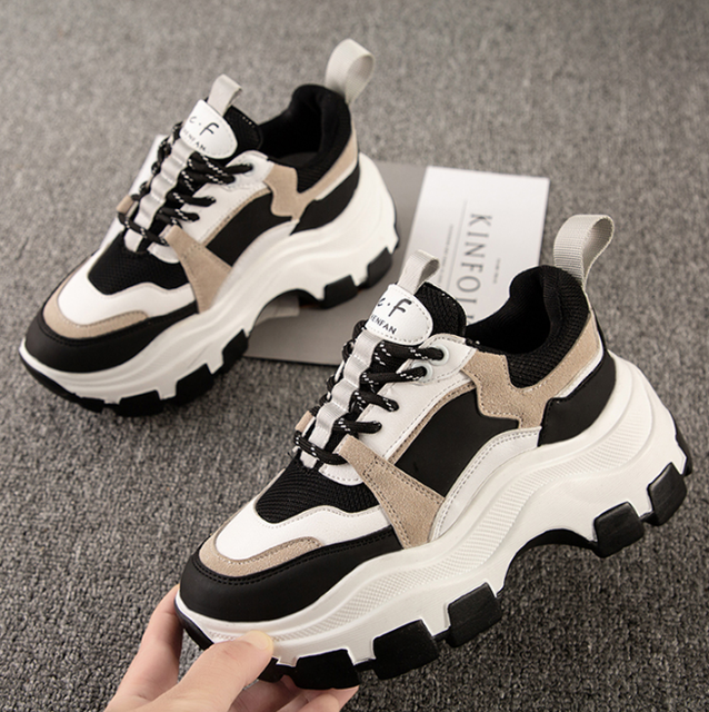 Koreańskie buty damskie marki Chunky Sneakers z grubą czarno-białą podeszwą platformy - Wianko - 22