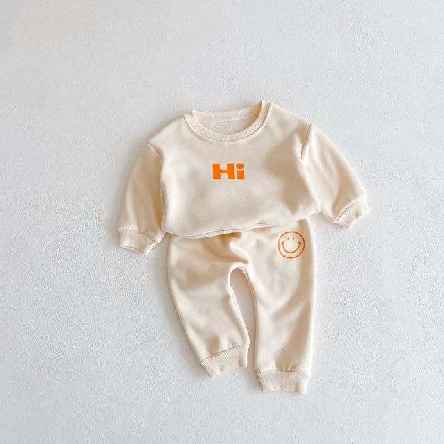 Dwuczęściowy garnitur pluszowy Hi, jesienno-zimowy dla niemowląt (dla chłopców i dziewczynek), uśmiechnięta koszulka z nadrukiem i spodnie - Wianko - 10