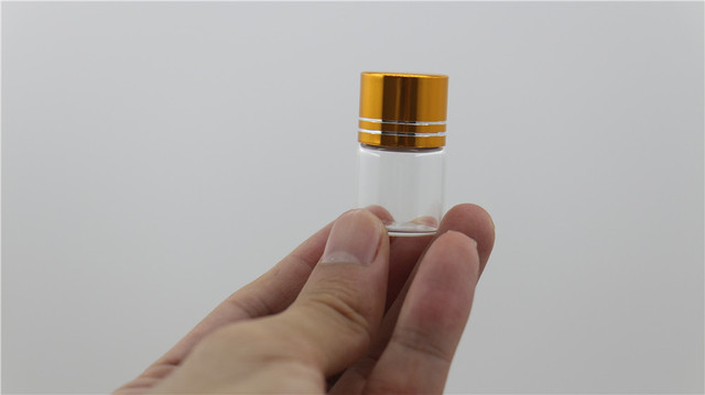 100 sztuk/partia Małe szklane butelki 22*35mm 7ml z złotym plastikowym korkiem - Wianko - 5