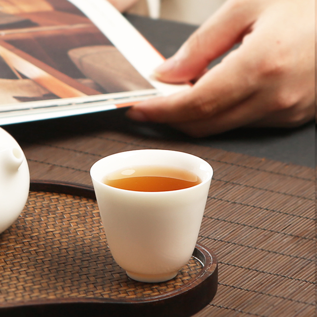 Chiński zestaw ceramiki do herbaty - ręcznie malowane suet jade, 4 sztuki, pojedyncze kubki o pojemności 65ml - Wianko - 3