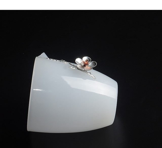Biały kubek do herbaty z porcelany jadeitowej, ręcznie wykonany, o dużej pojemności i prostym, minimalistycznym designie - Wianko - 4