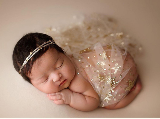 Noworodkowy kocyk fotograficzny w gwiazdkowe błyskotki - brązowy brokatowy materiał dla dzieci - Wianko - 2