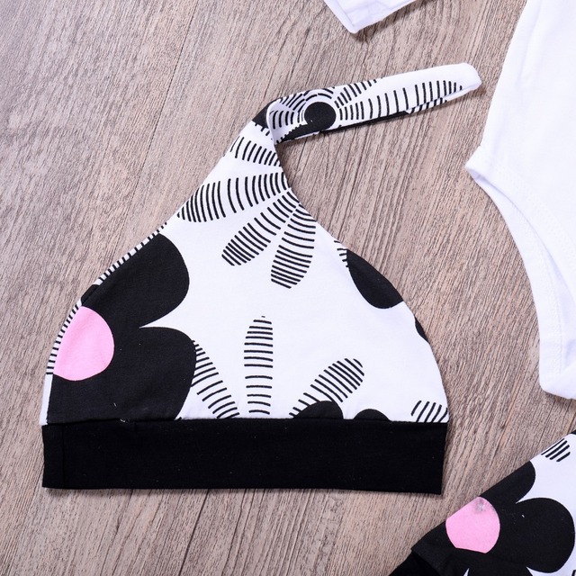 Zestaw ubranek dla niemowlęcia: Wzorzyste body, spodnie w kwiaty i kapelusz - Wianko - 5