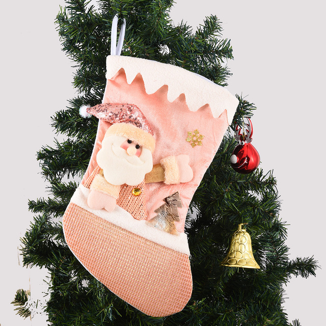 Duża różowa świąteczna skarpeta dekoracyjna z uchwytem na cukierki i wisiorkiem - Wianko - 4
