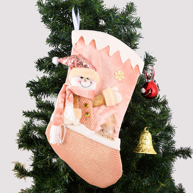 Duża różowa świąteczna skarpeta dekoracyjna z uchwytem na cukierki i wisiorkiem - Wianko - 3