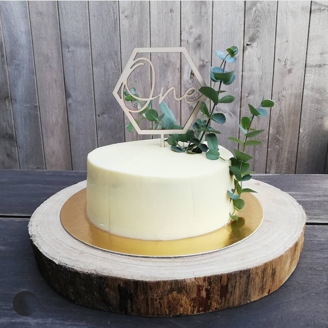 Dekoracja tortu drewnianym topperem Szczęśliwe jedno dziecko urodzinowy tort dla noworodka na przyjęcie urodzinowe - Wianko - 1