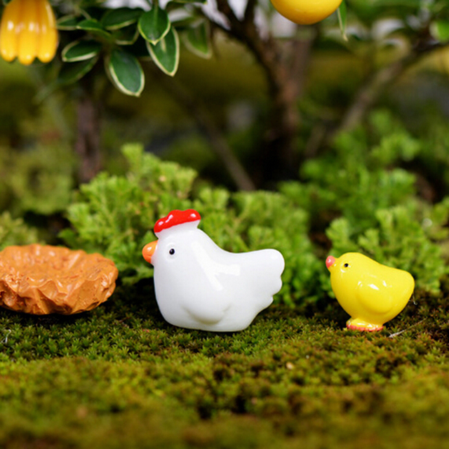 Małe statuetki kurcząt w gnieździe - dekoracyjny ornament do ogrodu, DIY bajkowy domek dla lalek - Wianko - 6