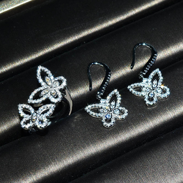 Komplet biżuterii ślubnej QTT Retro Butterfly Dangle - kolczyki, pierścionek, 925 srebro, biały cyrkon - Wianko - 3