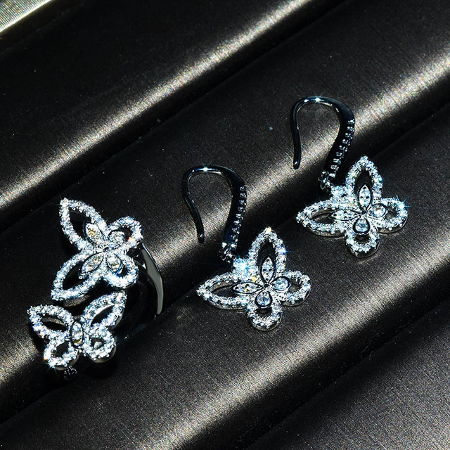 Komplet biżuterii ślubnej QTT Retro Butterfly Dangle - kolczyki, pierścionek, 925 srebro, biały cyrkon - Wianko - 2