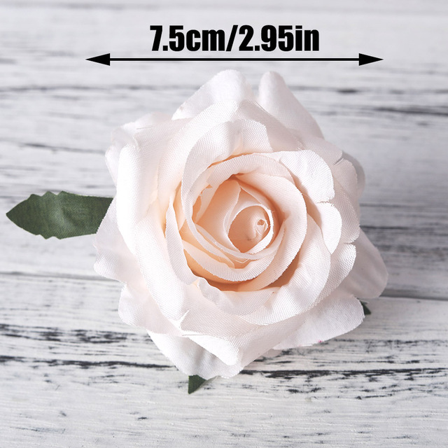 5 wysokiej jakości sztucznych róż białych z jedwabiu - wyjątkowa dekoracja do ślubu, domu, scrapbookingu - Wianko - 2
