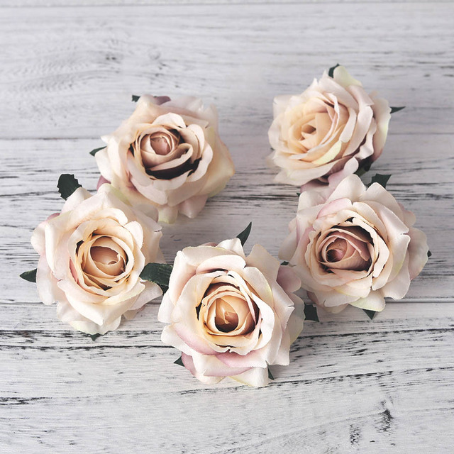 5 wysokiej jakości sztucznych róż białych z jedwabiu - wyjątkowa dekoracja do ślubu, domu, scrapbookingu - Wianko - 5
