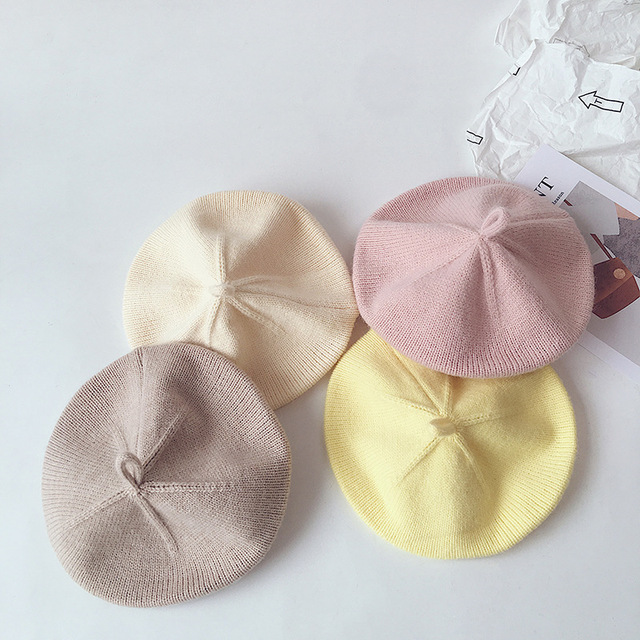 Dziergana czapka zimowa dla noworodka w cukierkowych kolorach - Dziewczęce Cherry Patch Beret - Wianko - 8