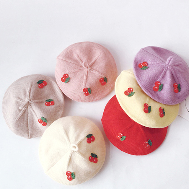 Dziergana czapka zimowa dla noworodka w cukierkowych kolorach - Dziewczęce Cherry Patch Beret - Wianko - 11