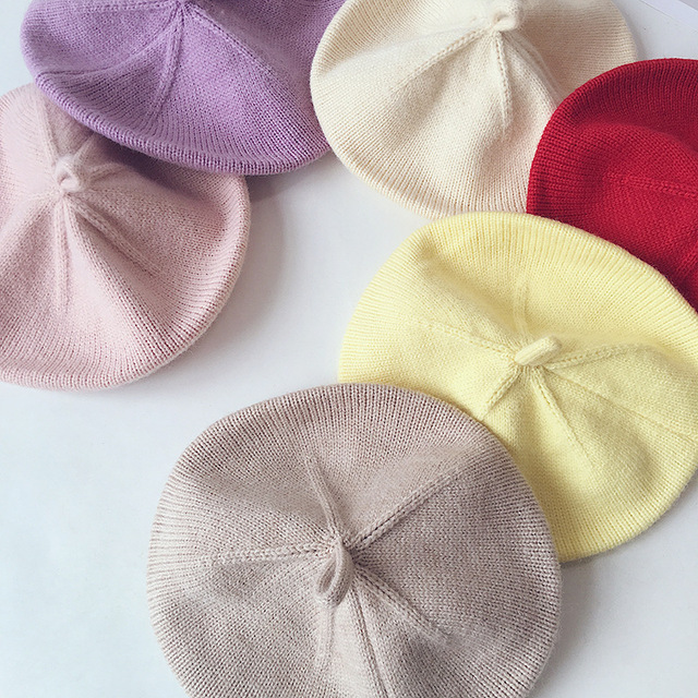 Dziergana czapka zimowa dla noworodka w cukierkowych kolorach - Dziewczęce Cherry Patch Beret - Wianko - 10