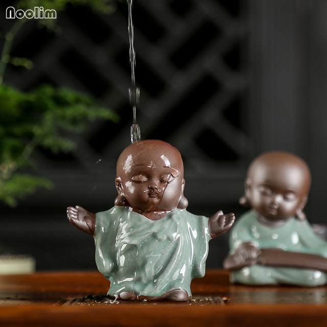 Rzeźba porcelanowa Kung Fu - mała mnich herbata Pet, ceramika, statua Buddy do dekoracji domu - Wianko - 3