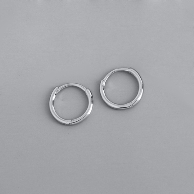 Srebrne minimalistyczne kolczyki koła 925 Sterling dla kobiet - duże, małe, gładkie - Wianko - 3