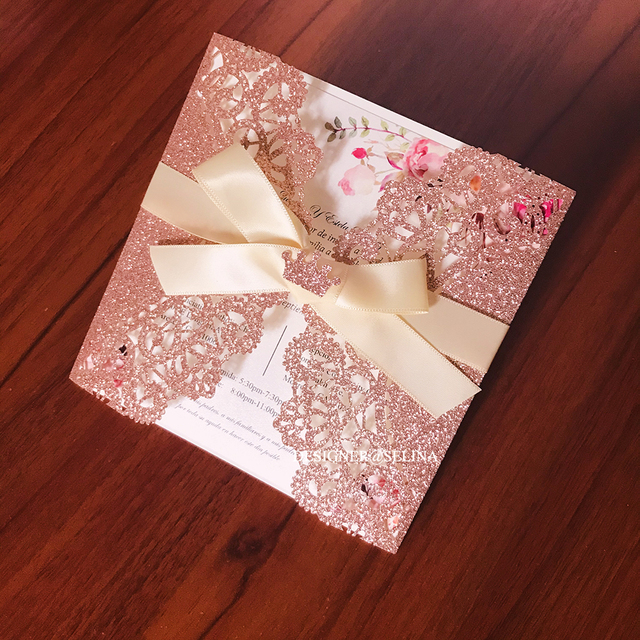 Zaproszenia ślubne Różowe Złoto z wiosennym kwiatowym motywem, drukowane laserowo, wycięte z eleganckim dodatkiem wstążki i kopertą DIY Quinceanera - 50 szt - Wianko - 3