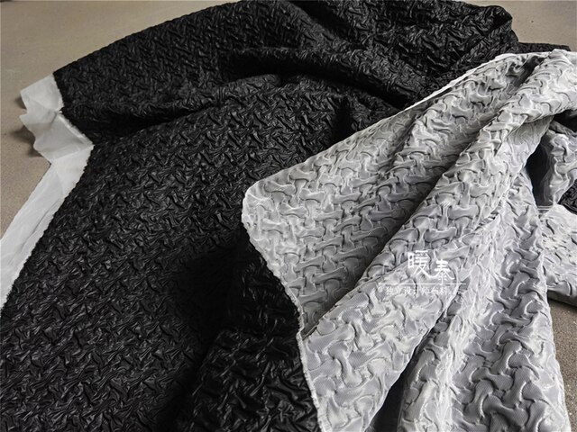 Czarna plisowana tkanina z wklęsłą i wypukłą teksturą do DIY Patchwork na naszywki oraz wystrój odzieży designer tkaniny - Wianko - 8
