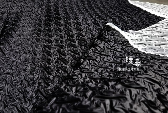 Czarna plisowana tkanina z wklęsłą i wypukłą teksturą do DIY Patchwork na naszywki oraz wystrój odzieży designer tkaniny - Wianko - 5
