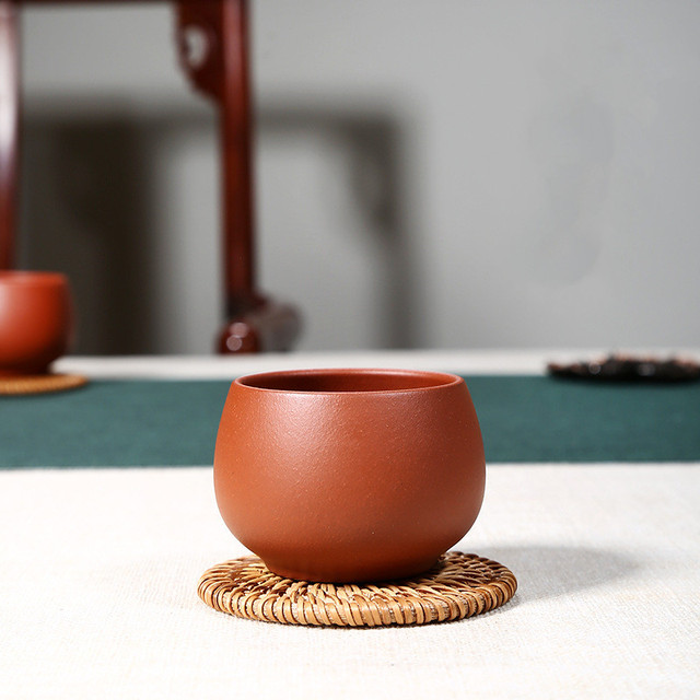 4 sztuki Yixing Retro purpurowej gliny filiżanki do herbaty - ręcznie wykonane butik miseczki, idealne do ceremonii parzenia herbaty - Wianko - 5