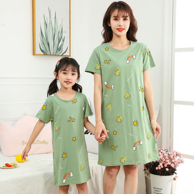 Letnia sukienka piżama dla mamy i córki - bawełniana koszula nocna z krótkim rękawem, pasująca dla rodziny - Wianko - 4