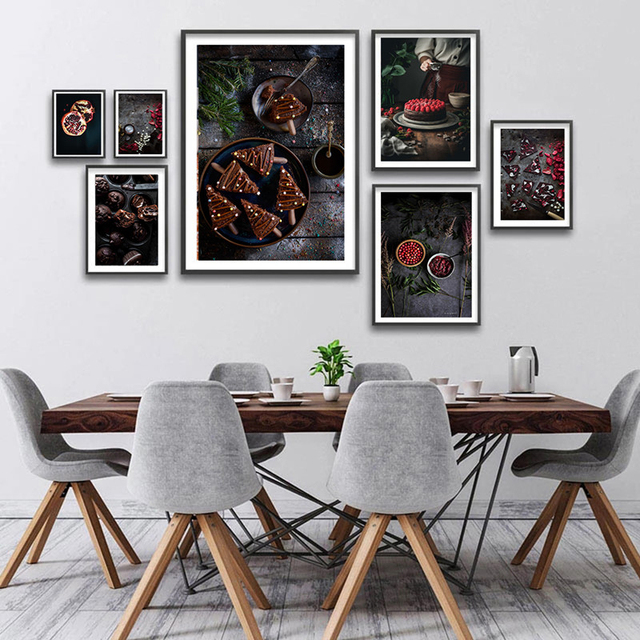 Plakat dekoracyjny kuchni z malarstwem czekoladowych owoców i żurawiną - Wianko - 4