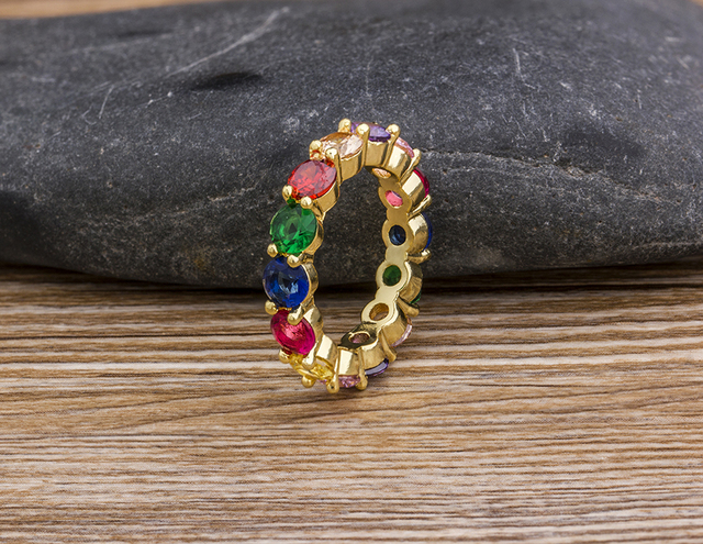 Pierścień zaręczynowy z kryształowym sercem Rainbow Rhinestone, złotymi cyrkoniami i miedzią - Wianko - 12