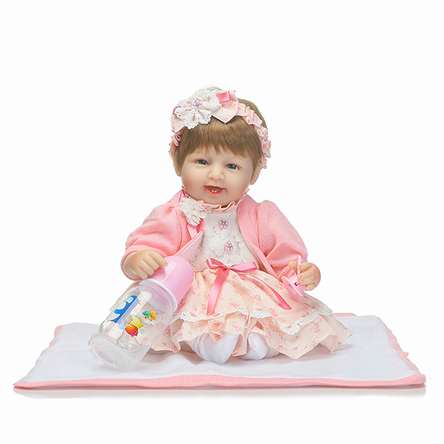 Lalka bebe reborn NPK Doll 18 - realistyczna lalka silikonowa z uroczą sukienką - Wianko - 5