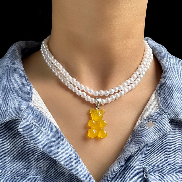 Wisiorek Gummy z bobasem i perłą - transparentny, dwuwarstwowy naszyjnik dla kobiet - Wianko - 3