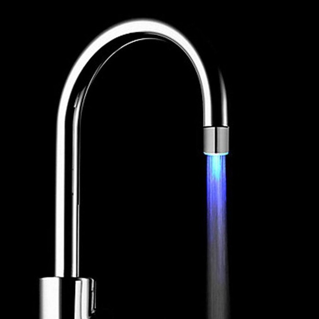 Nowość: Jasny krany LED z kolorową zmianą światła i oszczędzaniem wody do kuchni i prysznica - Wianko - 11