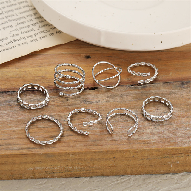 Pierścień z metalu w kształcie węża z czeskimi kamieniami i ozdobą w kształcie serca, w kolorze srebra, złota i fioletowej żywicy - biżuteria punkowa, prezencik prosty i modny - Wianko - 24