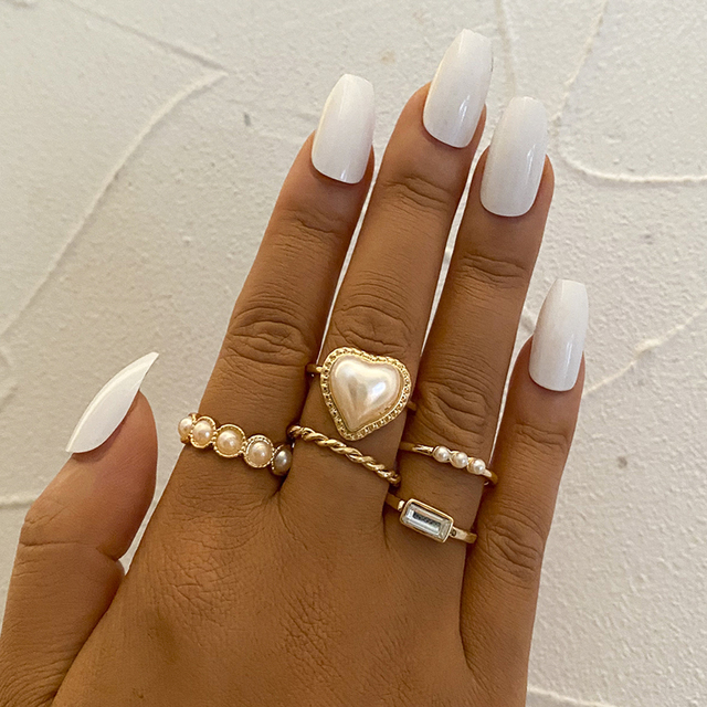 Pierścień z metalu w kształcie węża z czeskimi kamieniami i ozdobą w kształcie serca, w kolorze srebra, złota i fioletowej żywicy - biżuteria punkowa, prezencik prosty i modny - Wianko - 2