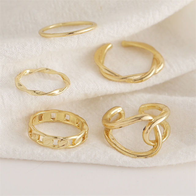Pierścień z metalu w kształcie węża z czeskimi kamieniami i ozdobą w kształcie serca, w kolorze srebra, złota i fioletowej żywicy - biżuteria punkowa, prezencik prosty i modny - Wianko - 20