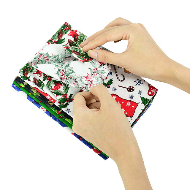 10 sztuk motyw świąteczny tkanina bawełniana Patchwork Snowflake święty Mikołaj ściereczka boże narodzenie Decoe DIY - Wianko - 17