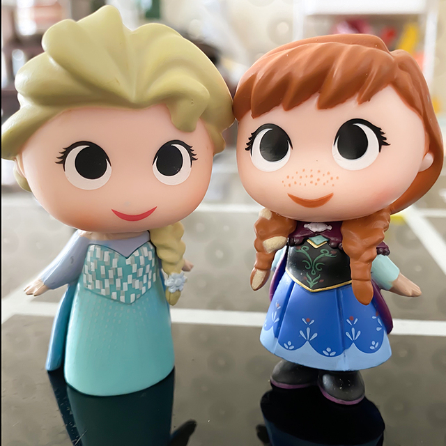 Lalka Mrożony Elsa Anna POP Disney Księżniczka - Figurka Kolekcjonerska dla Dziewczynek, Urodzinowy Prezent na Boże Narodzenie - Wianko - 1