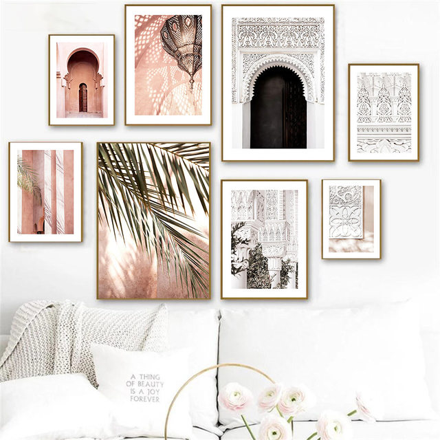 Plakat na płótnie z liściem palmowym, przedstawiający marokańską architekturę islamską - idealny dekoracyjny dodatek do salonu - Wianko - 2
