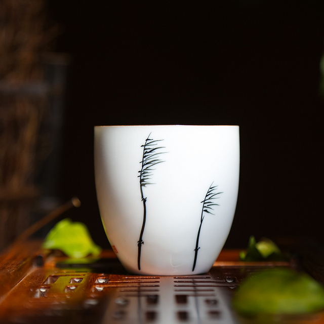 Zestaw 2 filiżanek ręcznie malowanych ceramicznych o wzorze lotosu - akcesoria do herbaty - Wianko - 6