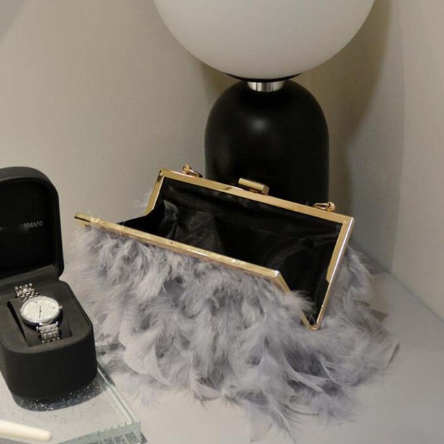 Luksusowa torebka kopertówka damska z prawdziwymi strusimi piórami i uchwytem Tassel na wieczorne imprezy i kolacje - Wianko - 8