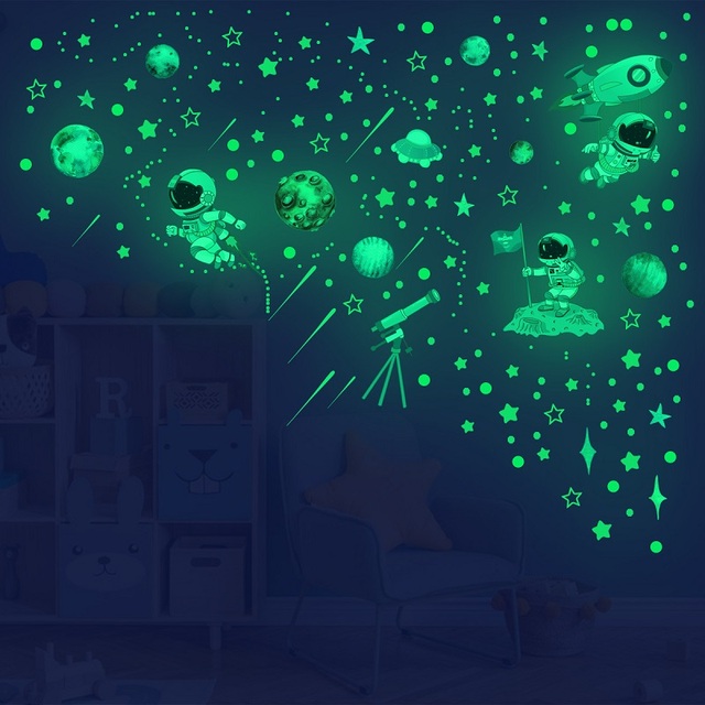 Luminous astronauta naklejki ścienne - dekoracja wnętrza fluorescencyjne gwiazdy, planeta, rakieta, świetliste naklejki na ścianę salonu, sypialni - świecące w ciemności - Wianko - 18