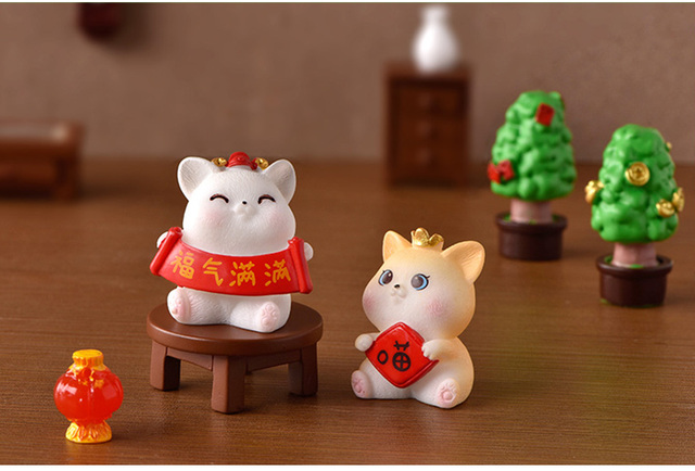 Nowy Rok Kot na Szczęście - Figurka Cartoon Model Zwierzęcia Drzewo żywiczne - Dekoracja Domu i Ogrodu miniaturowa bajkowa - Wianko - 6