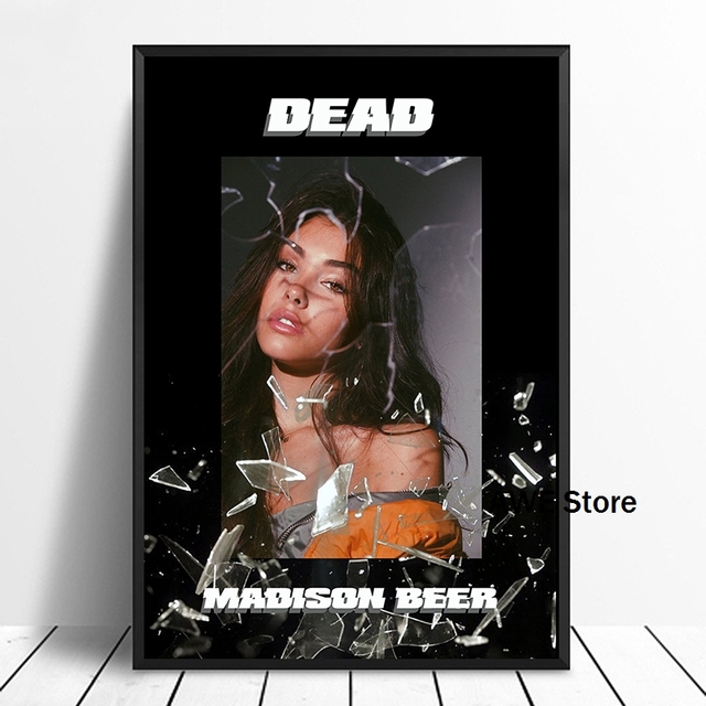 Plakat na płótnie Madison Beer - Dead Album - Pop muzyka, okładka gwiazdy muzyki, dekoracja ściana do salonu i domu - Wianko - 1