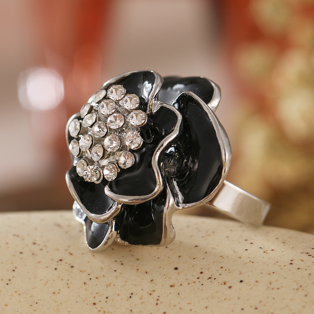 Róża pierścionek z wyselekcjonowanego materiału - modowy prezent na nowy rok - Wianko - 7