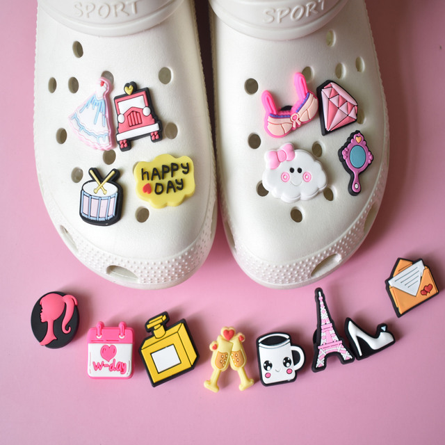 Croc charms - dekoracje do butów, klamra akcesoria DIY, połączenie Jibz dla dziewczynek, diamentowe lustro na wysokim obcasie - Wianko - 2