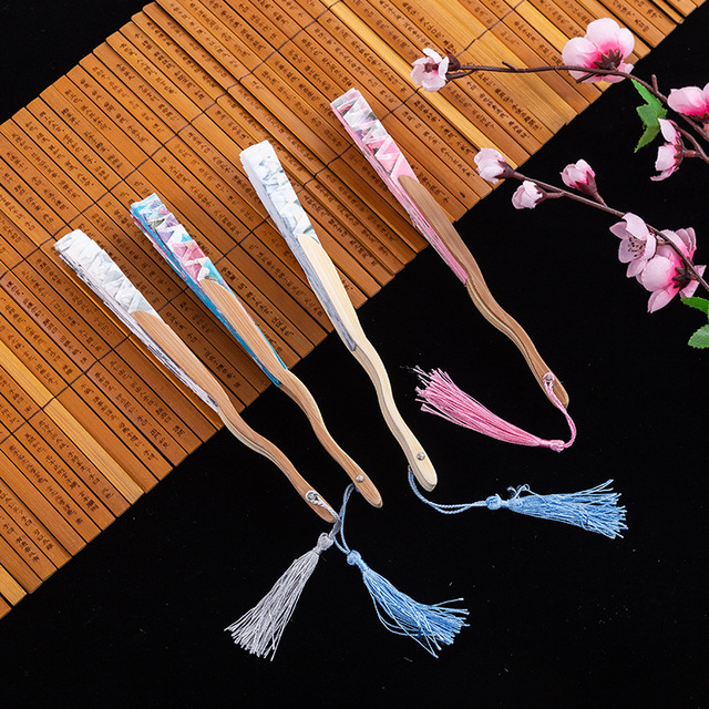 Ręcznie składany wachlarz jedwabny Chiński/Japoński styl Retro, dekoracyjny kobiecy wachlarz z bambusowym uchwytem - Wianko - 17