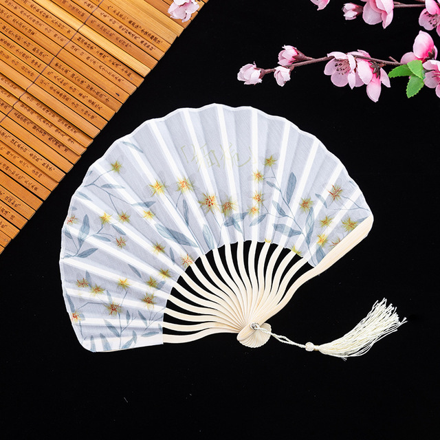 Ręcznie składany wachlarz jedwabny Chiński/Japoński styl Retro, dekoracyjny kobiecy wachlarz z bambusowym uchwytem - Wianko - 7