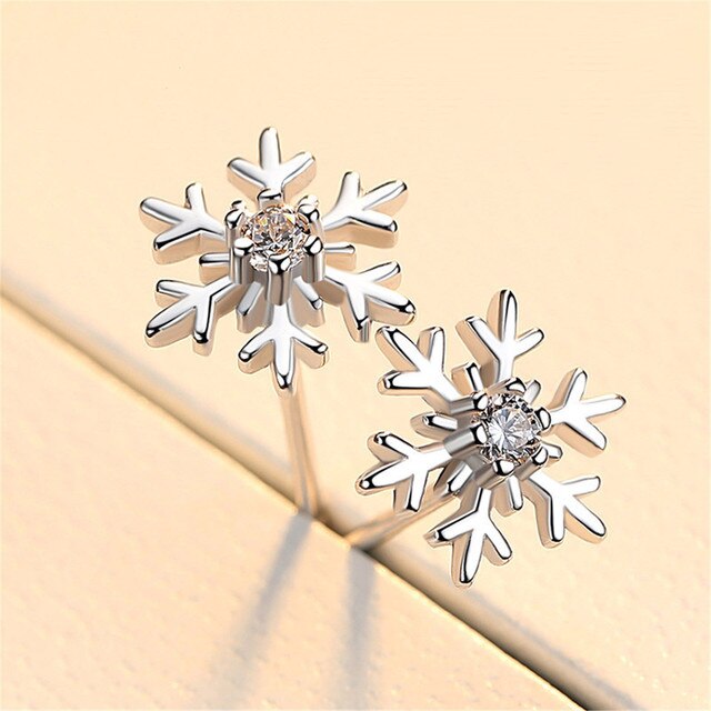 Kolczyki Snowflake z cyrkoniami i kryształkami - idealna biżuteria na urodziny, ślub lub Boże Narodzenie - Wianko - 4