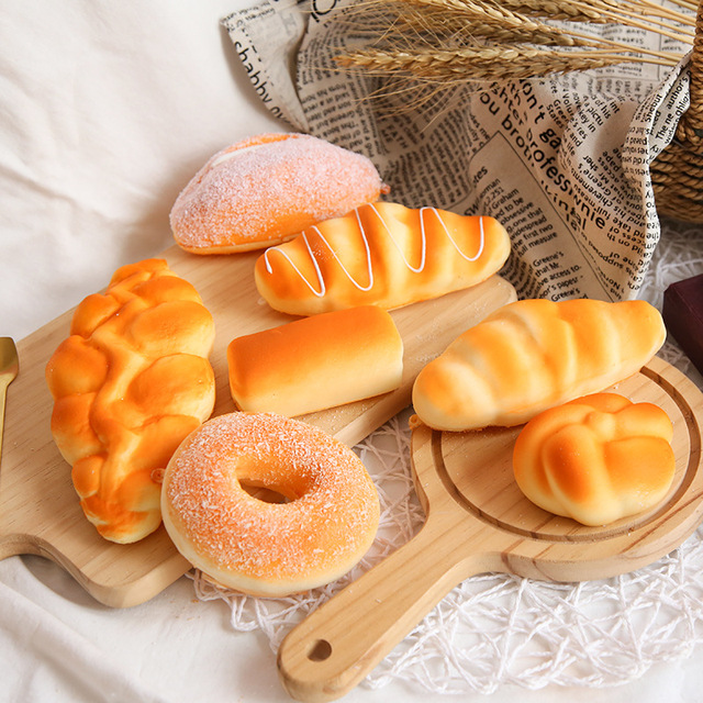 Mini model żywności - PU sztuczny chleb Croissant bagietka pączek - brelok/fałszywe kolczyki - piekarnia DIY - Wianko - 2