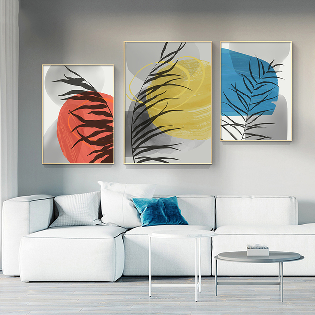 Obraz na płótnie z minimalistycznym kolorowym tłem, liśćmi roślinami i motywem Nordic, idealny do dekoracji salonu - Wianko - 3