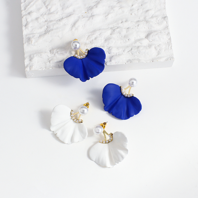 Kolczyki spadające w kształcie wachlarza AENSOA, geometryczny wzór, biało-niebieski kolor, perłowe płatki, modna biżuteria - Wianko - 4