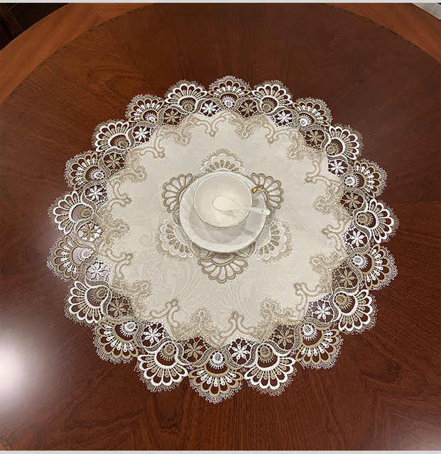 Luksusowy obrus amerykański, wysokiej klasy mata na stół, wykonana z europejskiej koronki, idealna na okrągły stół, w jednolitym kolorze - Wianko - 4
